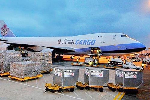 空派/空卡和空運、快遞有什么區別？